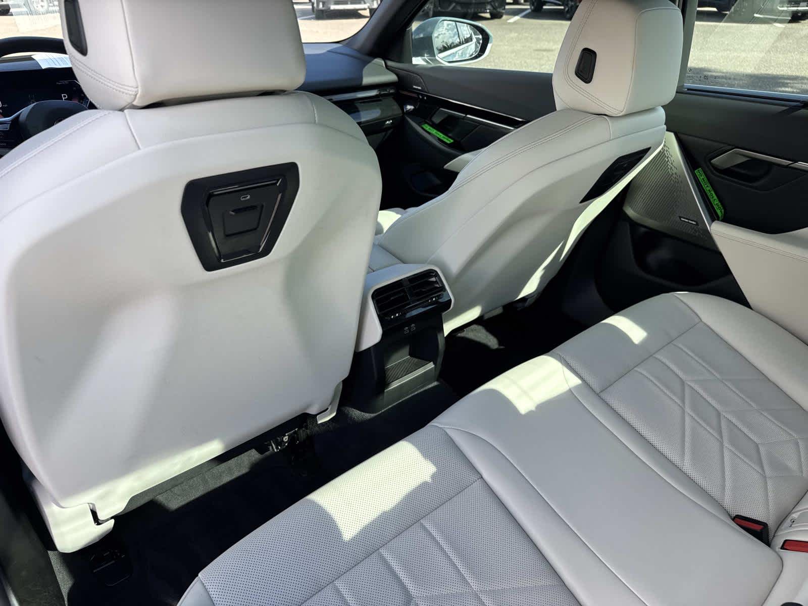 2026 BMW 5 Series 530i xDrive