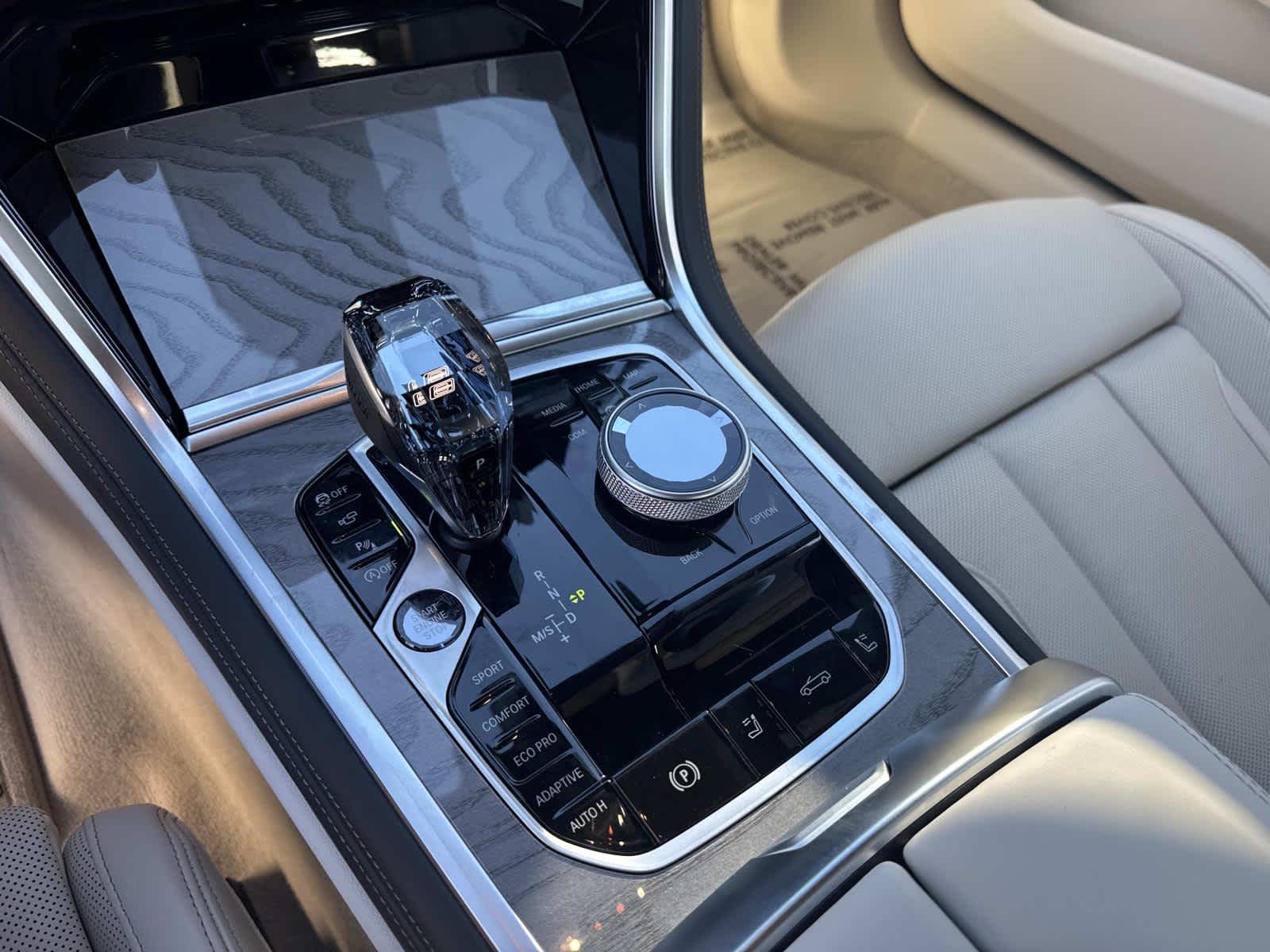 2026 BMW 8 Series 840i