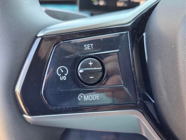 2025 BMW i5 xDrive40