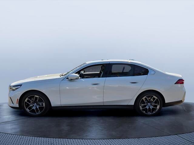 2025 BMW i5 xDrive40