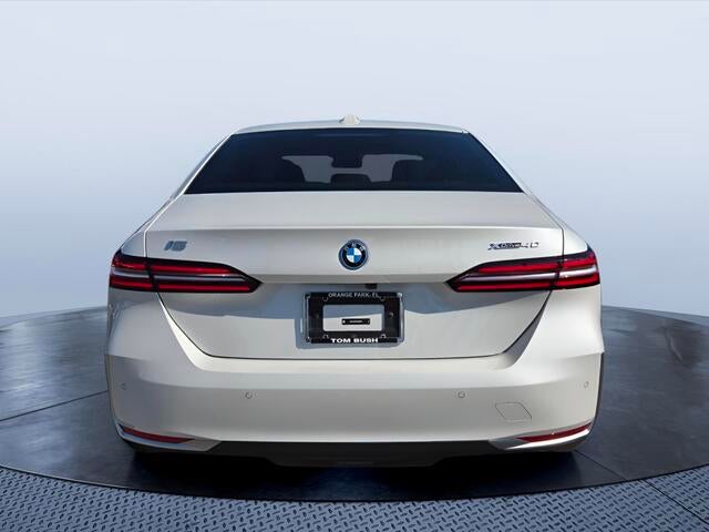 2025 BMW i5 xDrive40