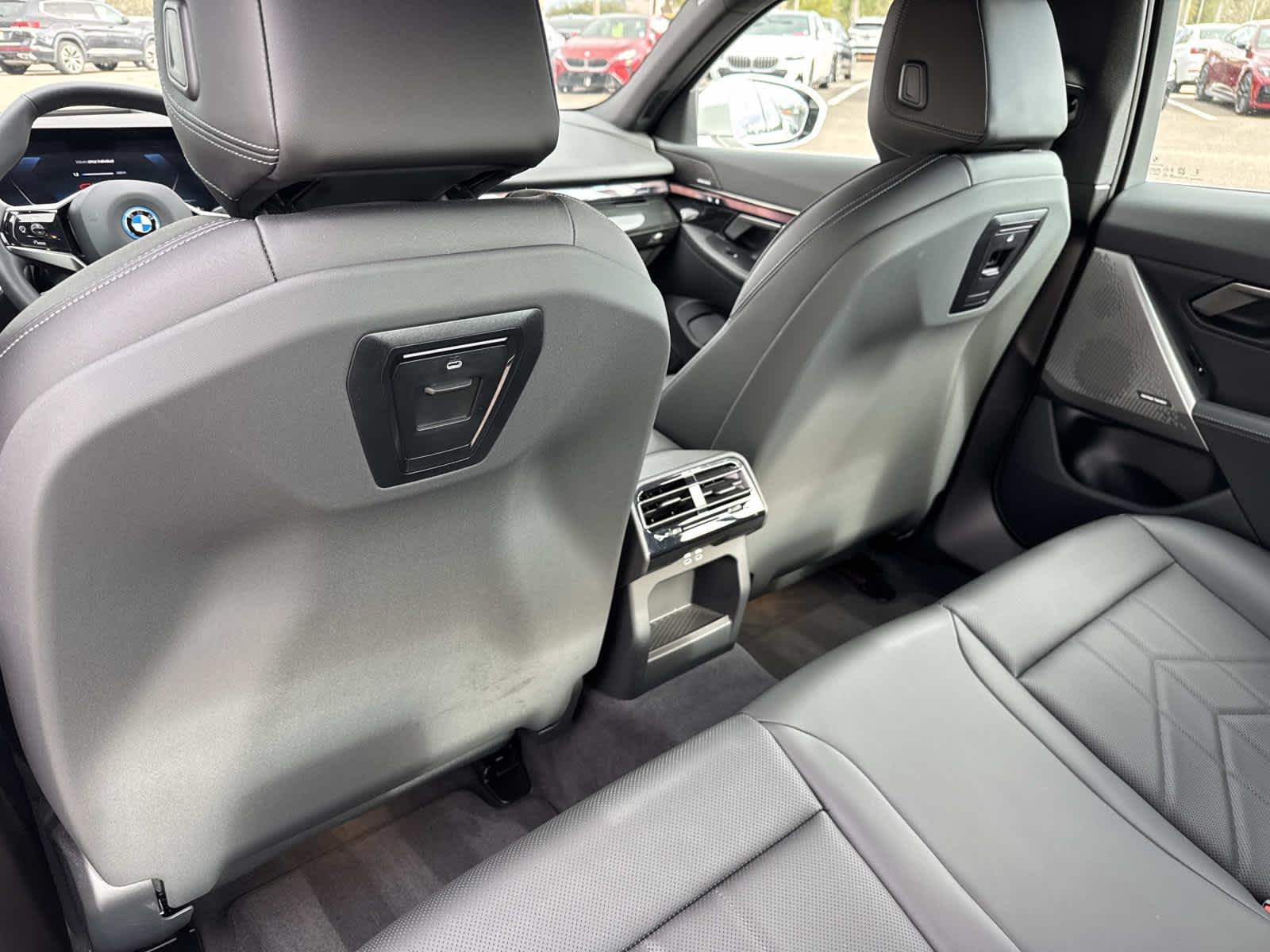 2025 BMW i5 eDrive40