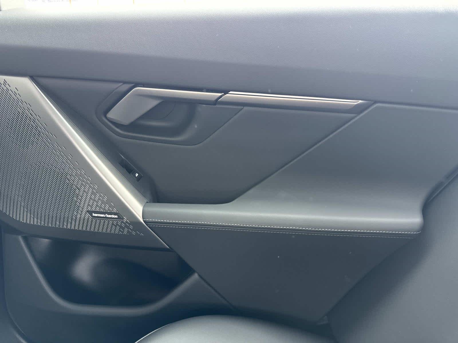 2025 BMW i5 eDrive40