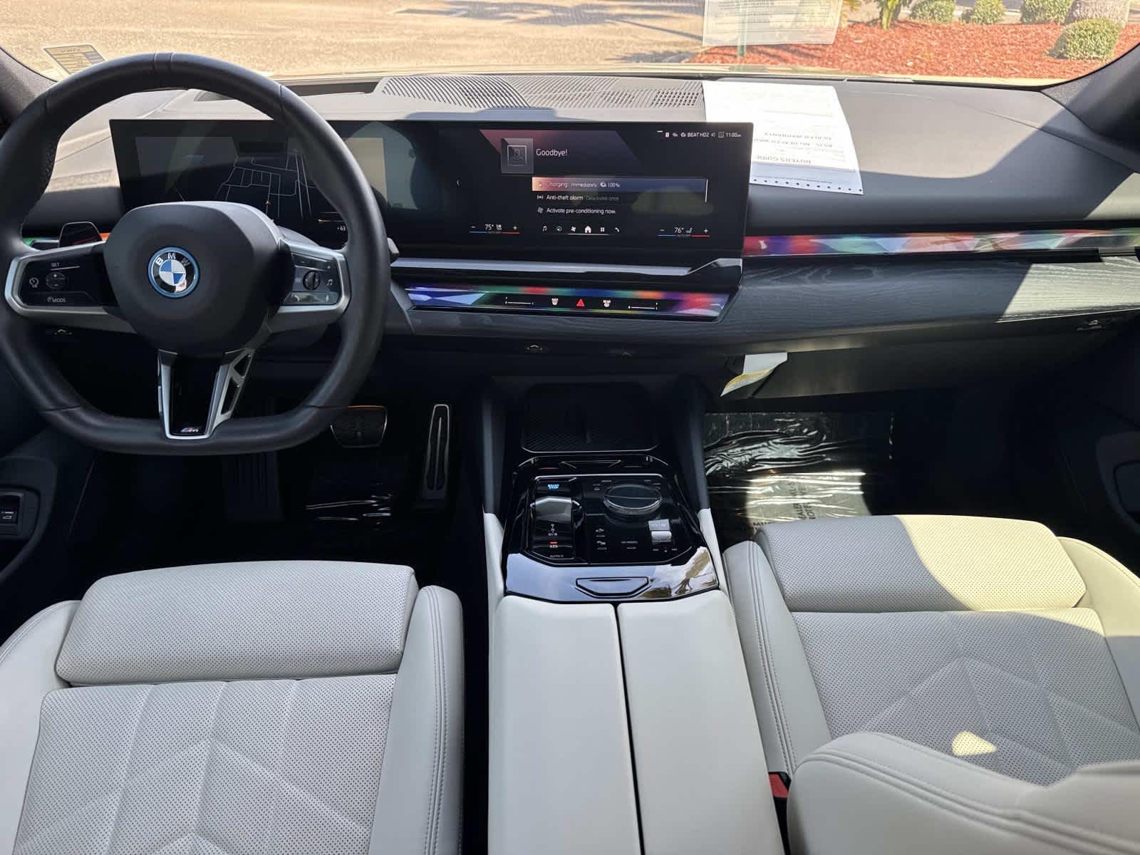2025 BMW i5 eDrive40
