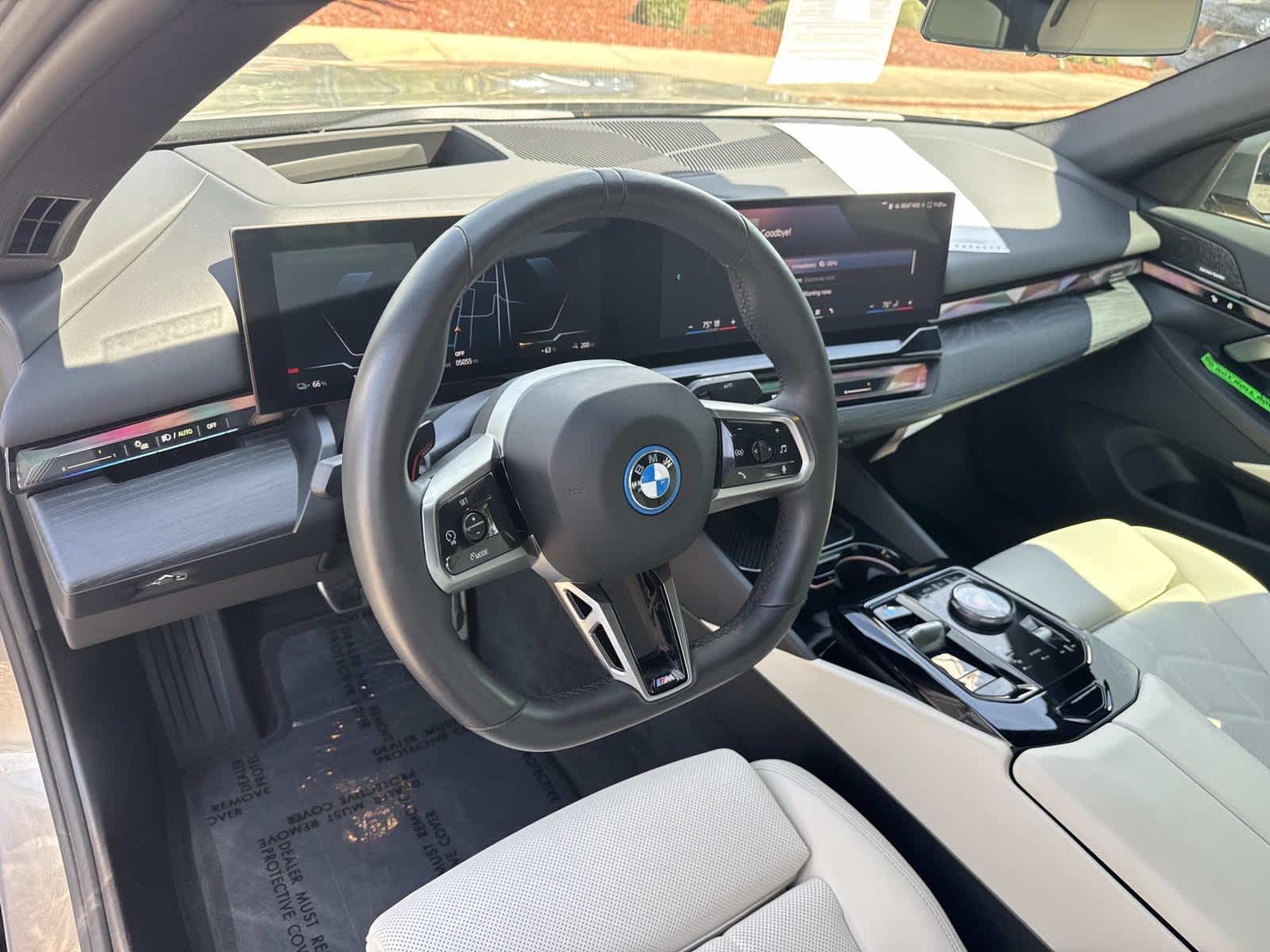 2025 BMW i5 eDrive40