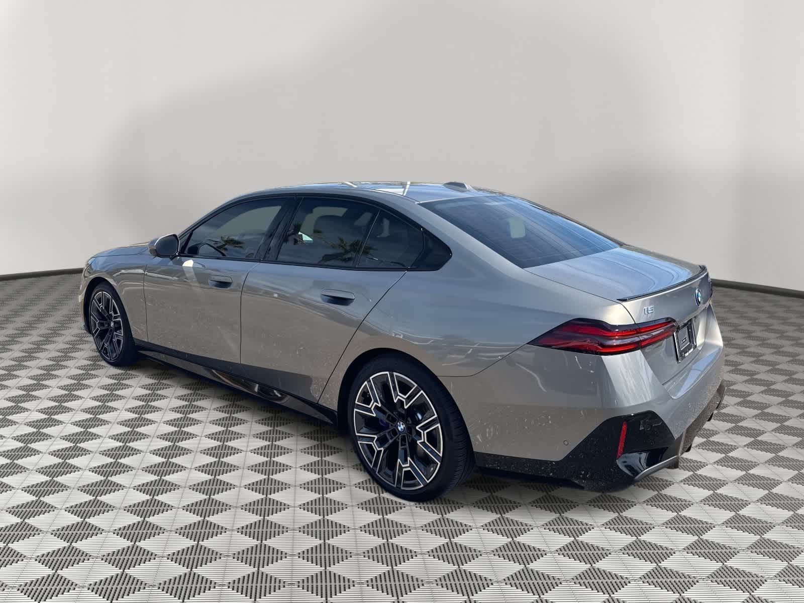 2025 BMW i5 eDrive40