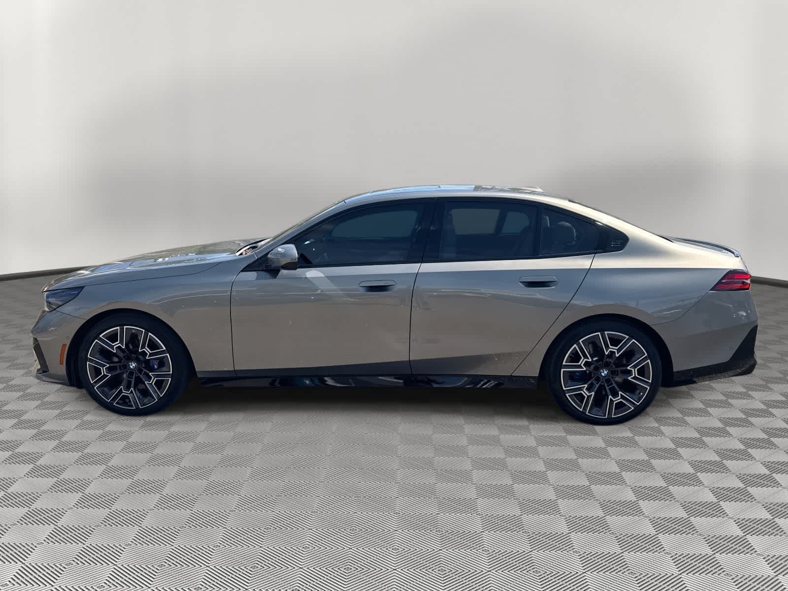2025 BMW i5 eDrive40
