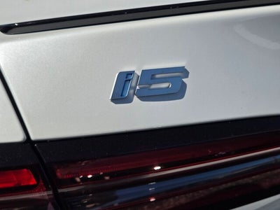 2027 BMW i5 xDrive40 xDrive40