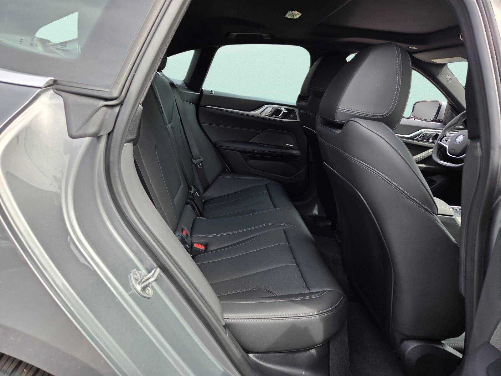 2026 BMW i4 xDrive40 xDrive40