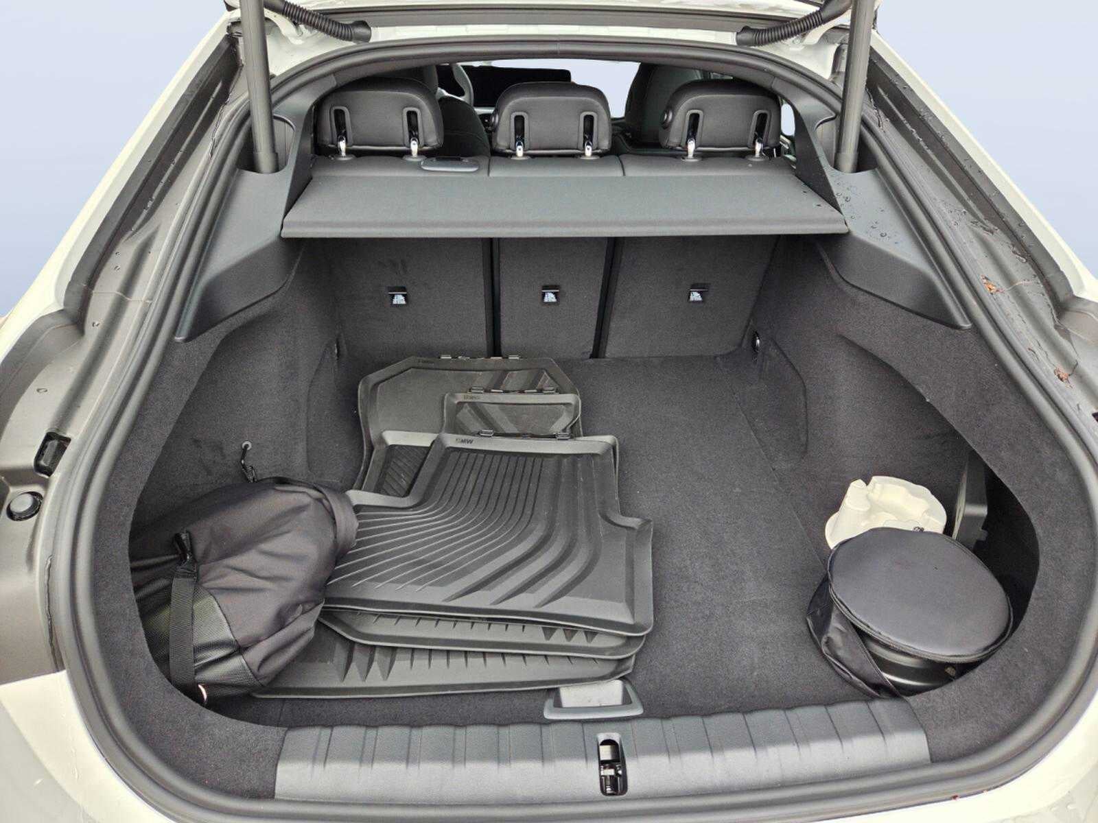 2026 BMW i4 xDrive40 xDrive40