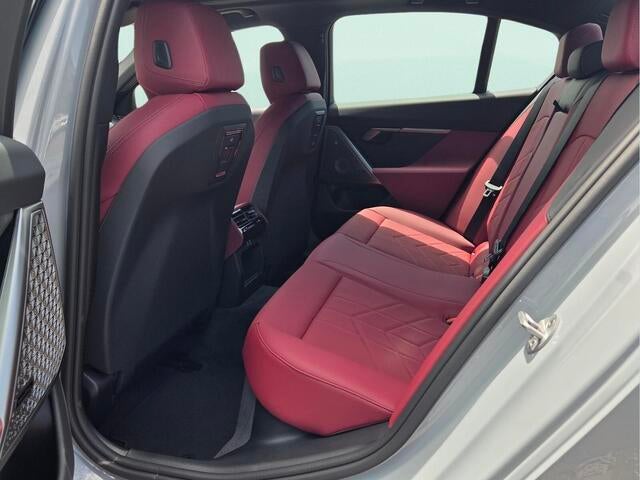 2027 BMW i5 eDrive40