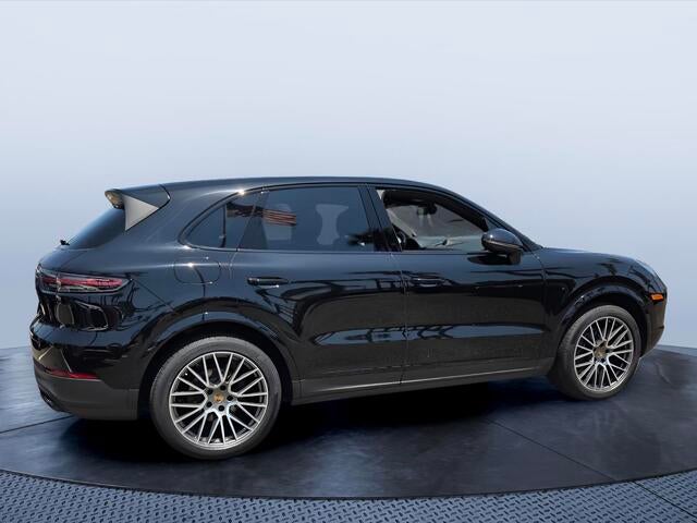 2023 Porsche Cayenne Platinum Edition