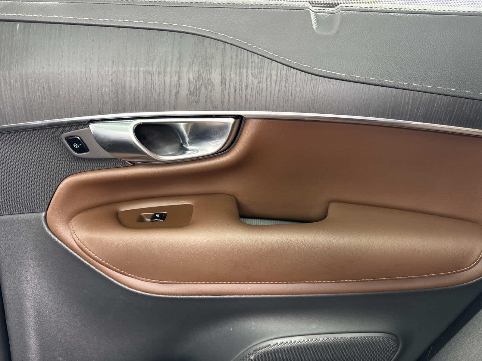 2022 Volvo XC90 Inscription