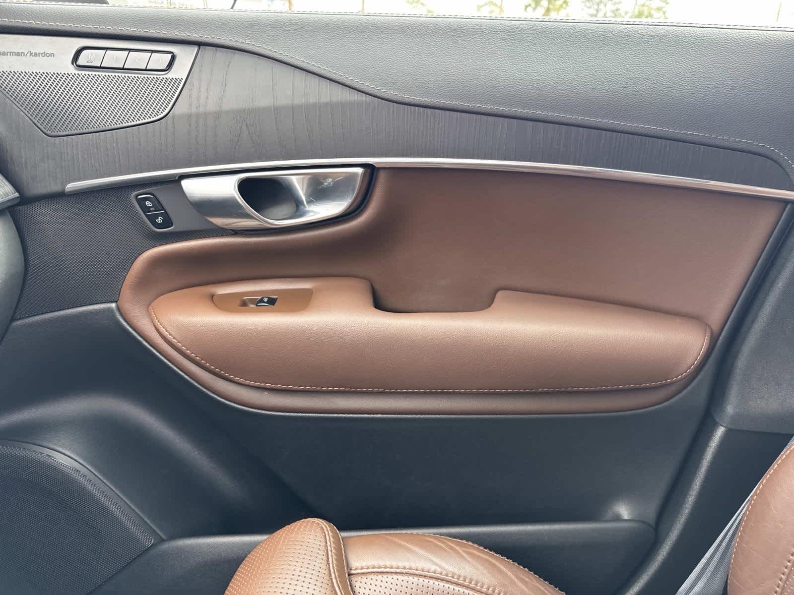 2022 Volvo XC90 Inscription