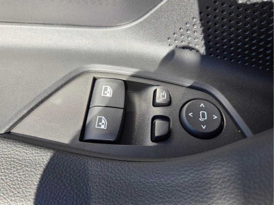 2026 BMW 230i 230i
