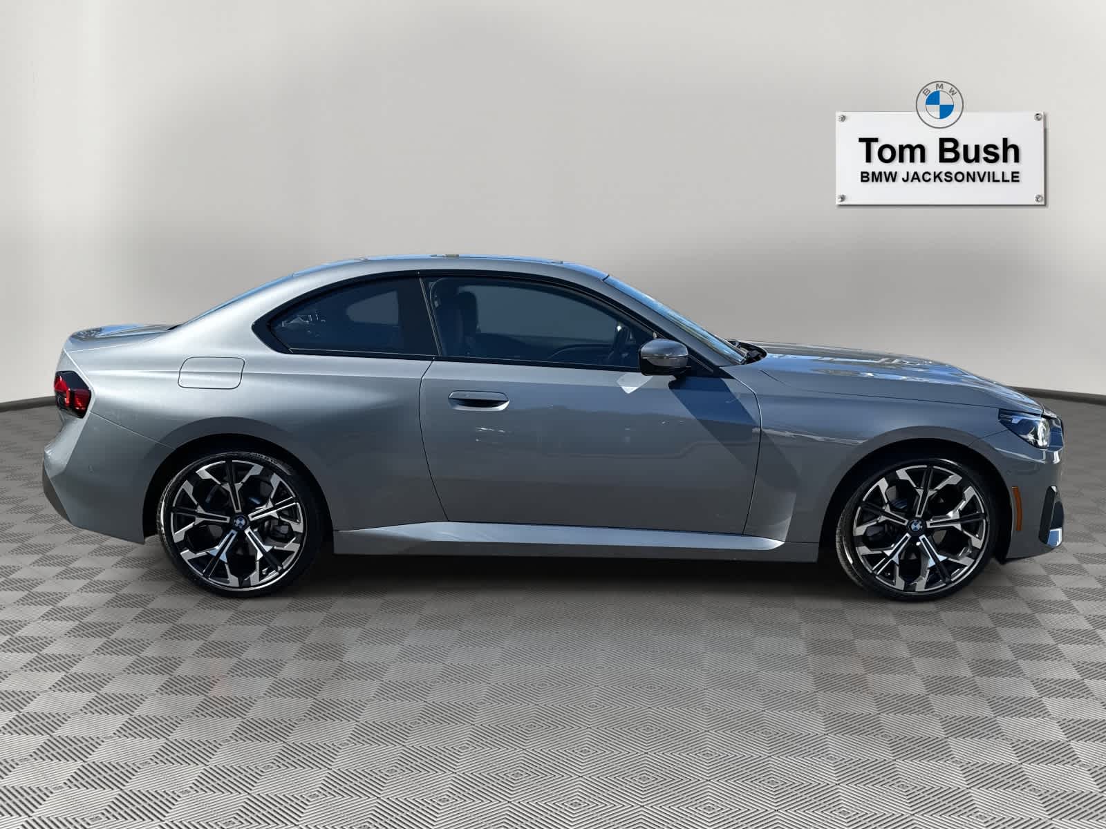 2025 BMW 2 Series 230i xDrive