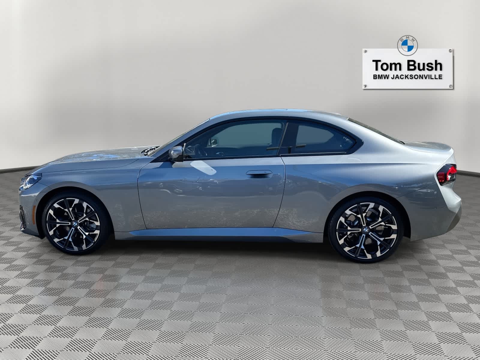 2025 BMW 2 Series 230i xDrive