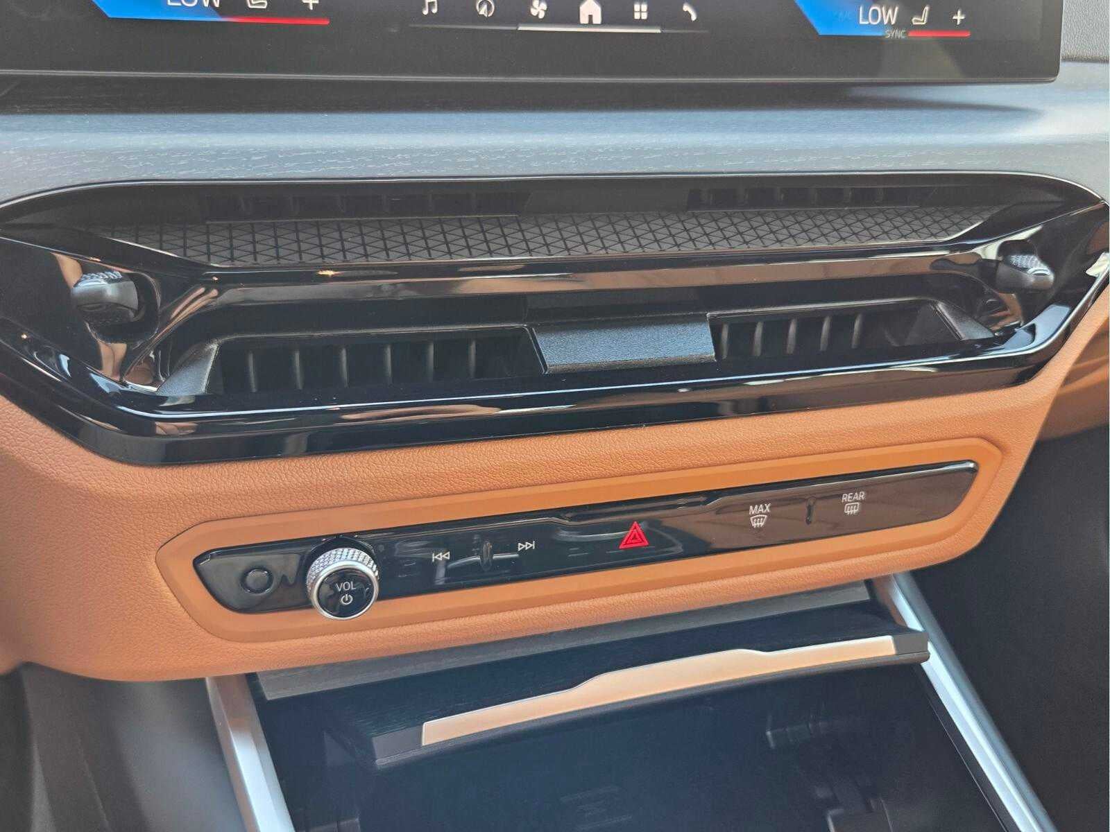 2026 BMW 330i NA 330i NA