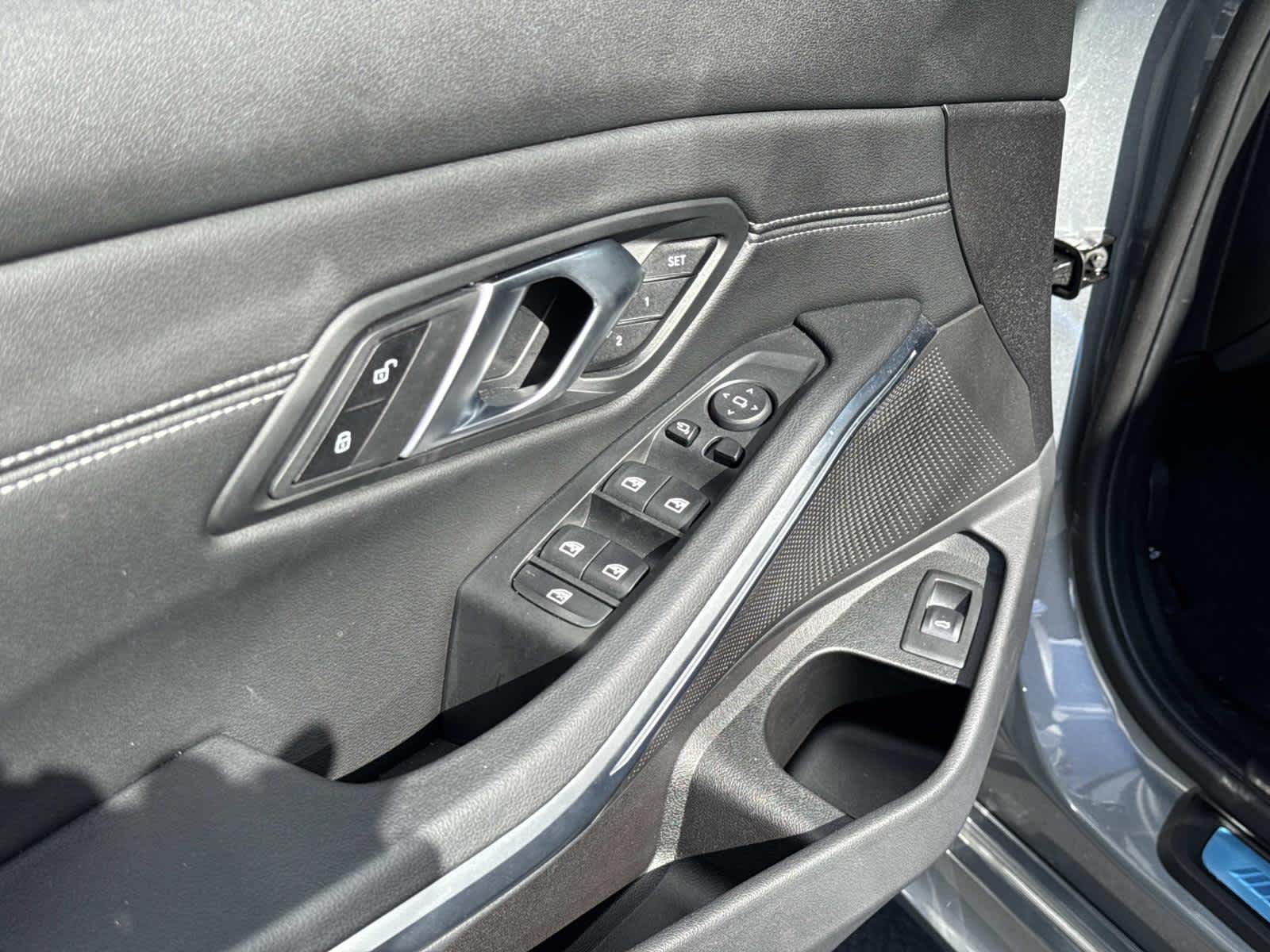 2025 BMW 3 Series 330i