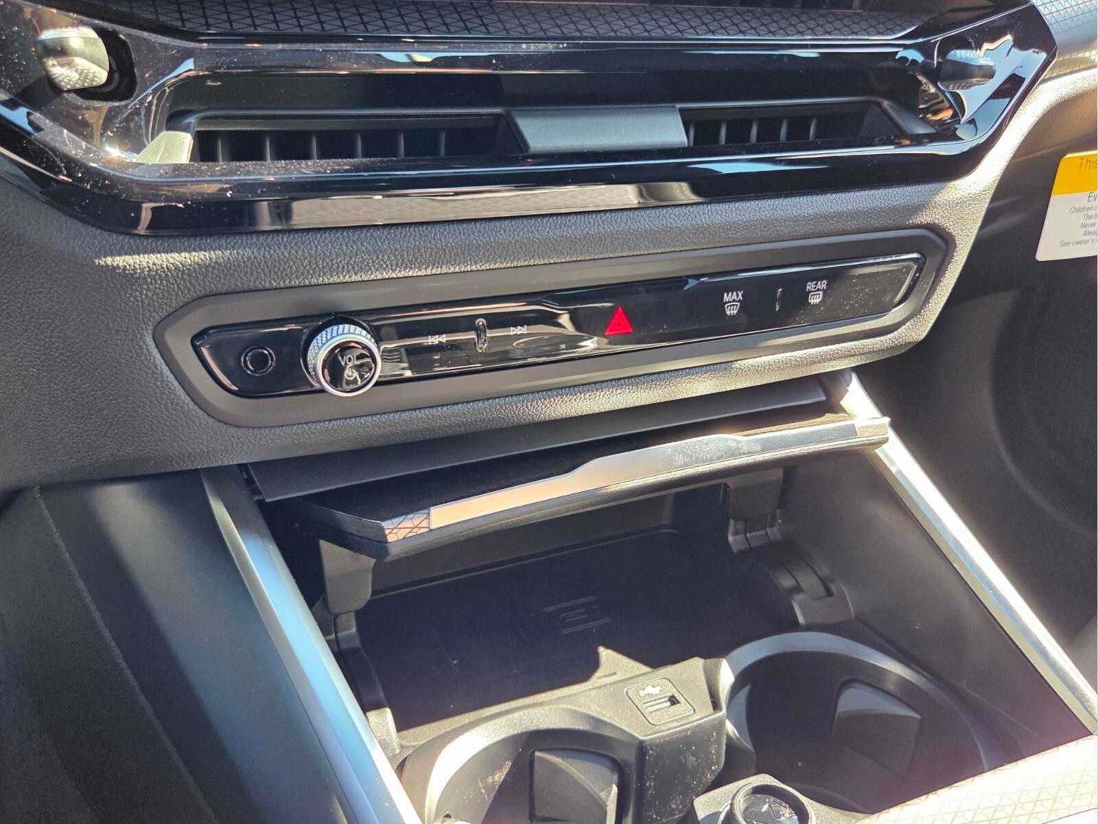 2026 BMW 330i NA 330i NA
