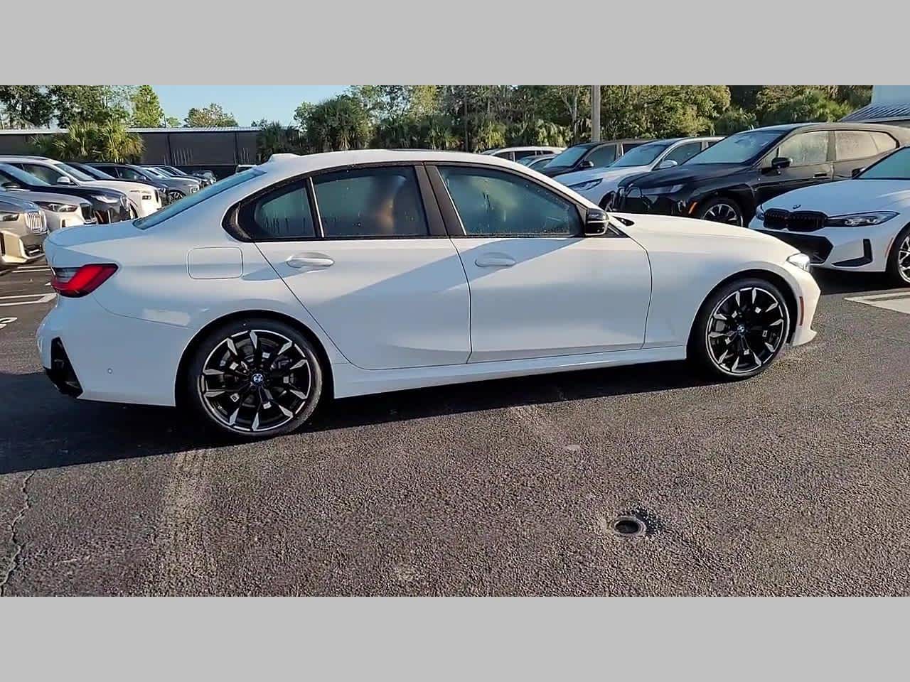 2025 BMW 3 Series 330i