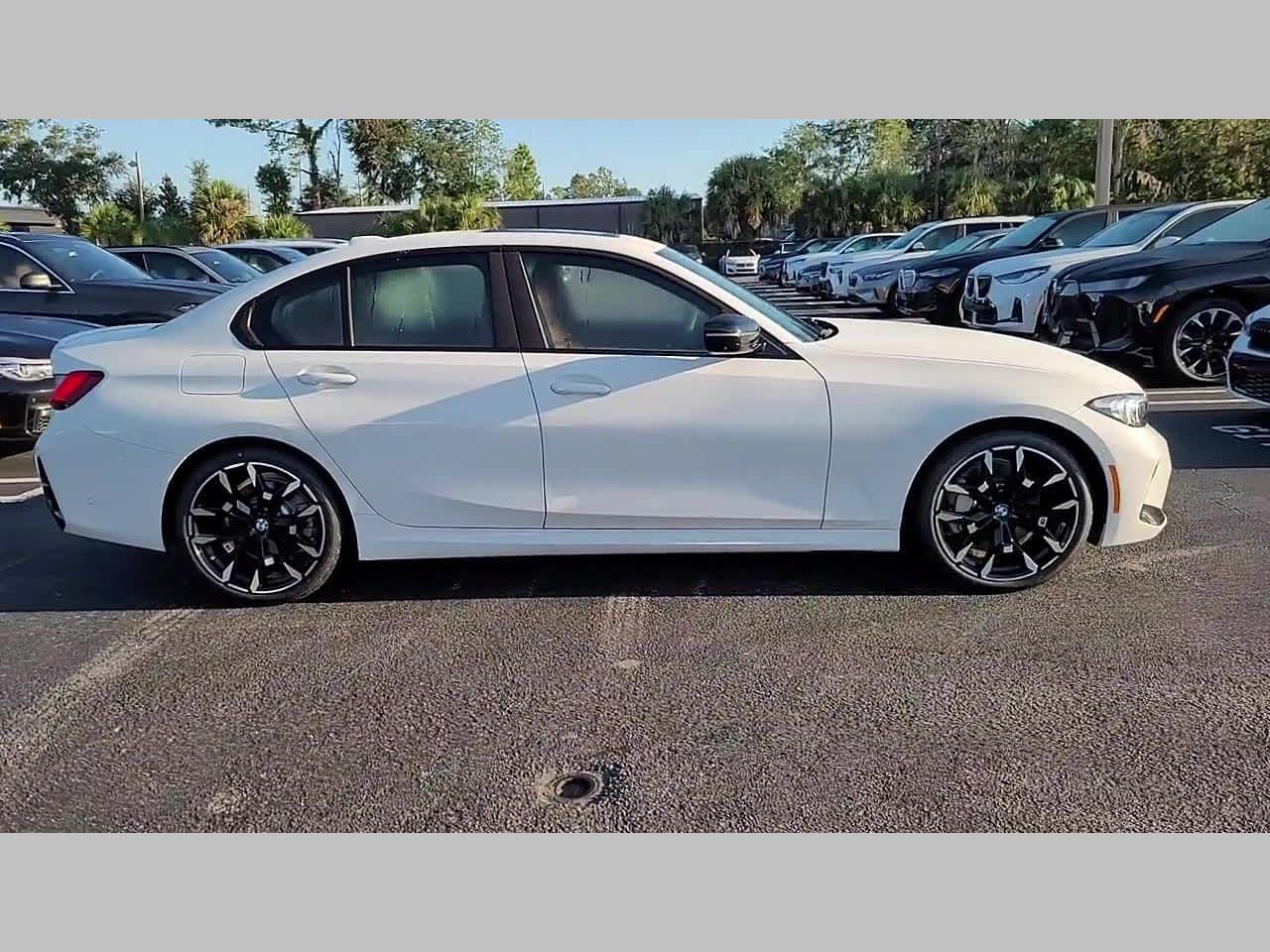 2025 BMW 3 Series 330i