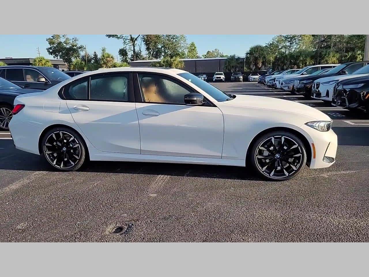 2025 BMW 3 Series 330i