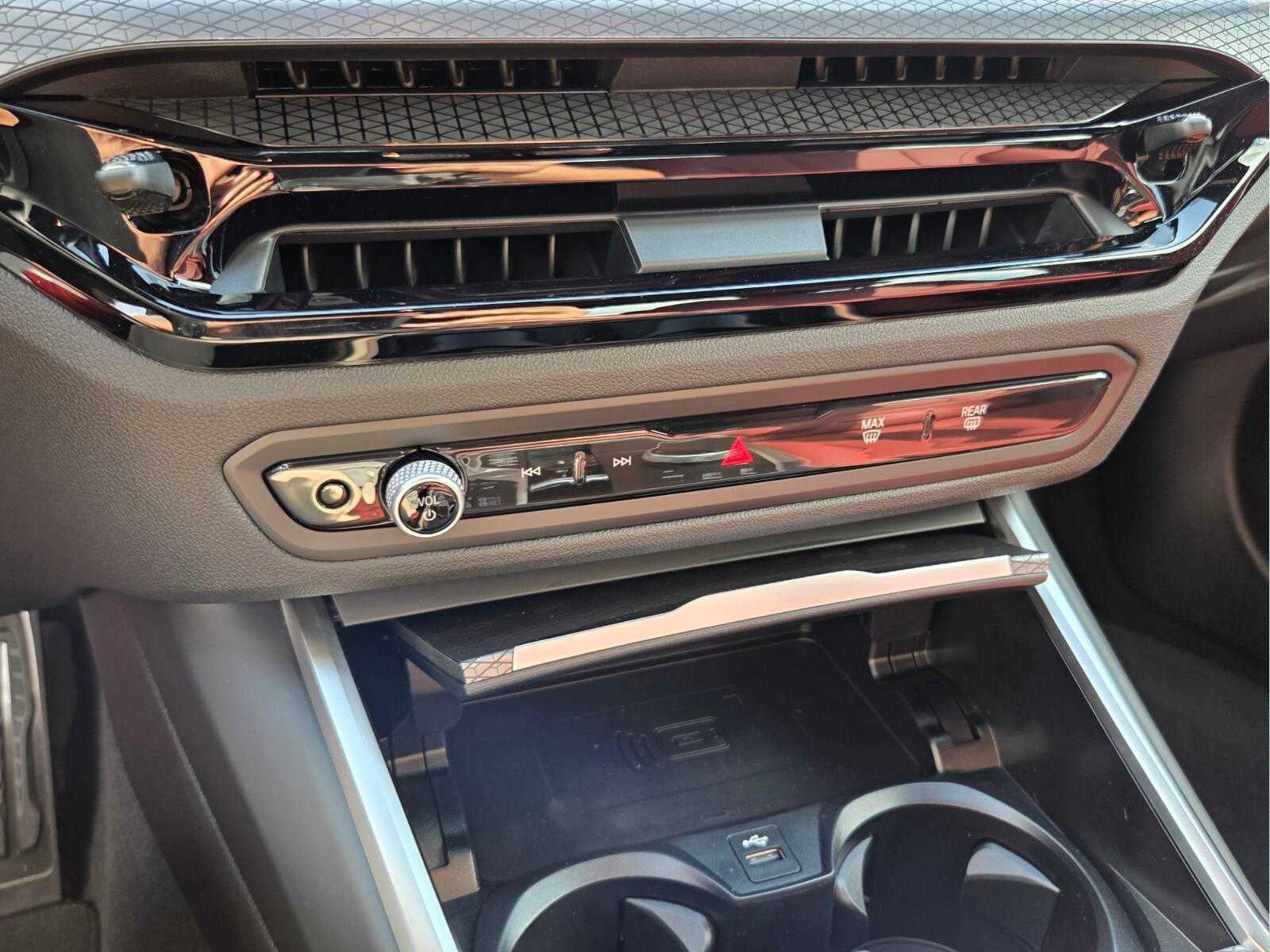 2026 BMW 330i NA 330i NA