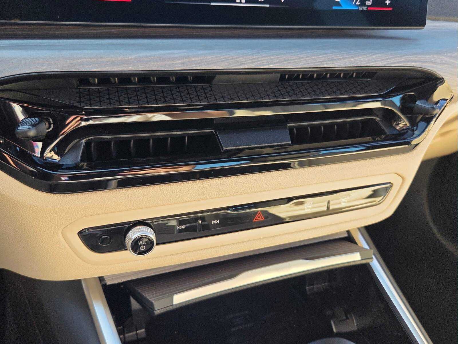 2026 BMW 330i NA 330i NA
