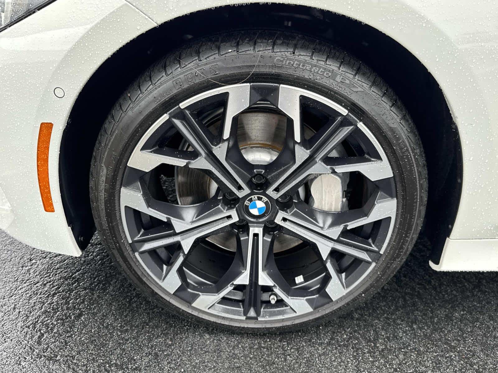 2025 BMW 3 Series 330i