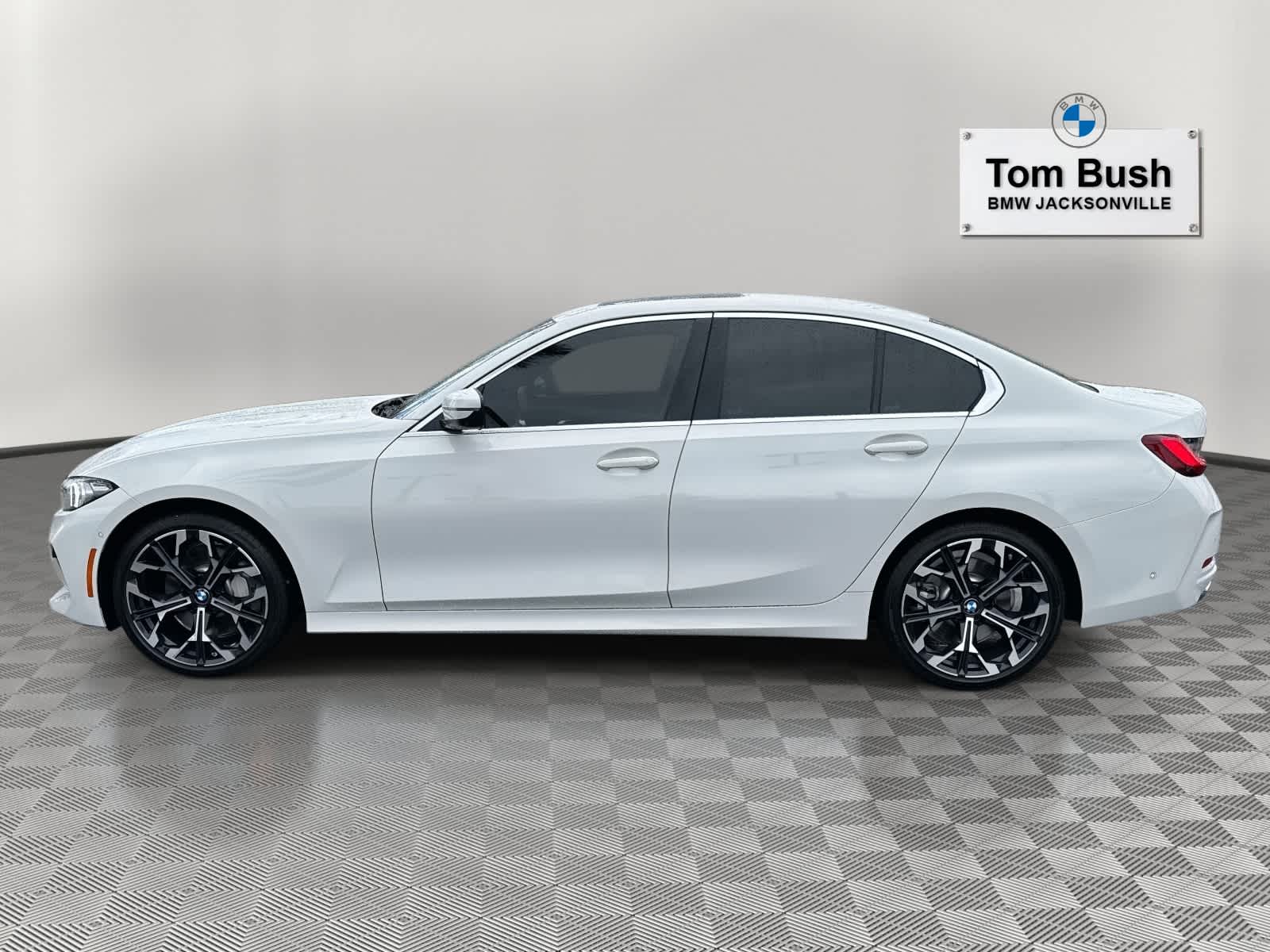 2025 BMW 3 Series 330i