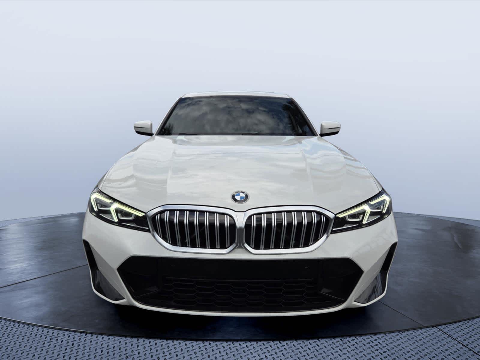 2024 BMW 330i 330i