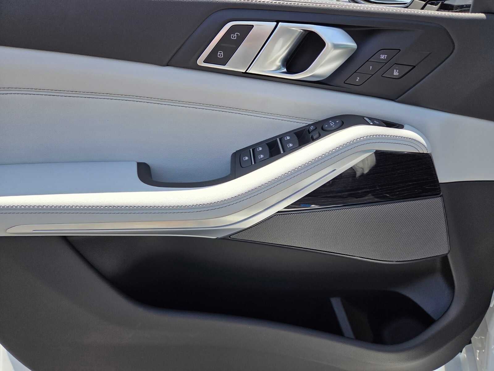 2026 BMW X5 sDrive40i sDrive40i