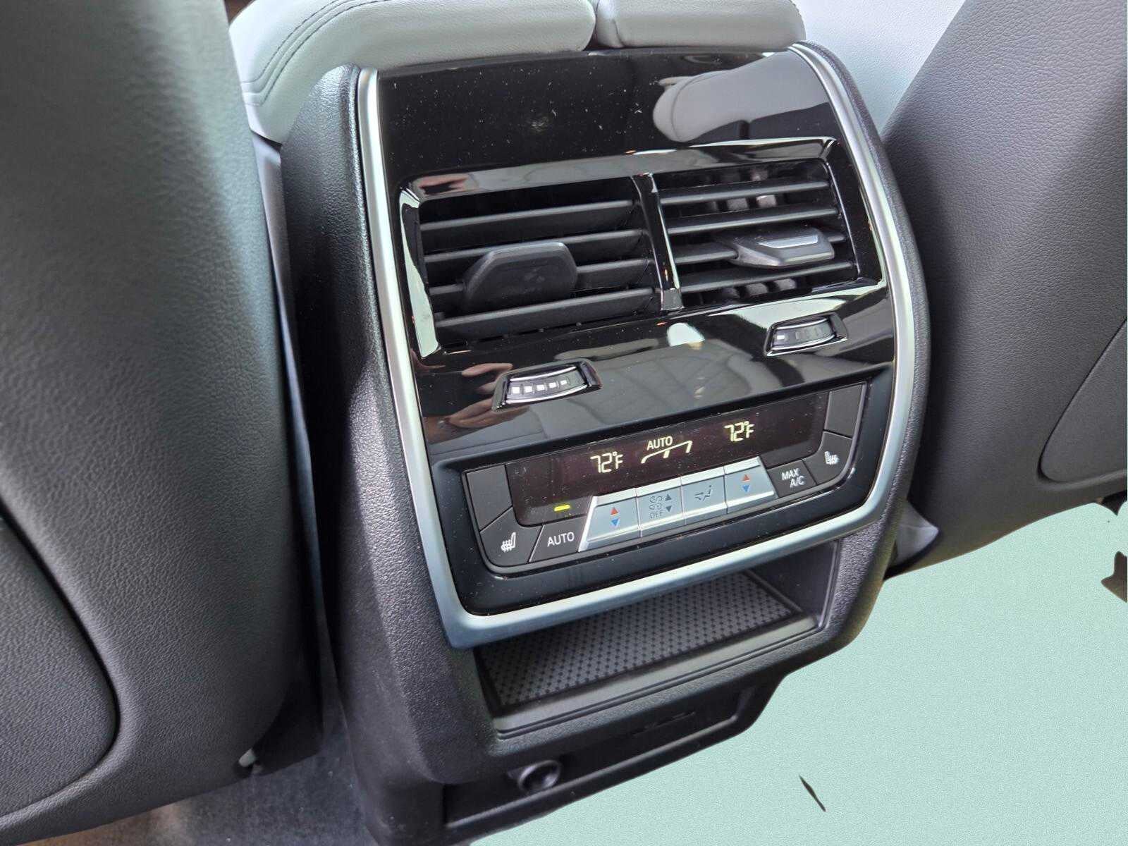 2026 BMW X5 sDrive40i sDrive40i