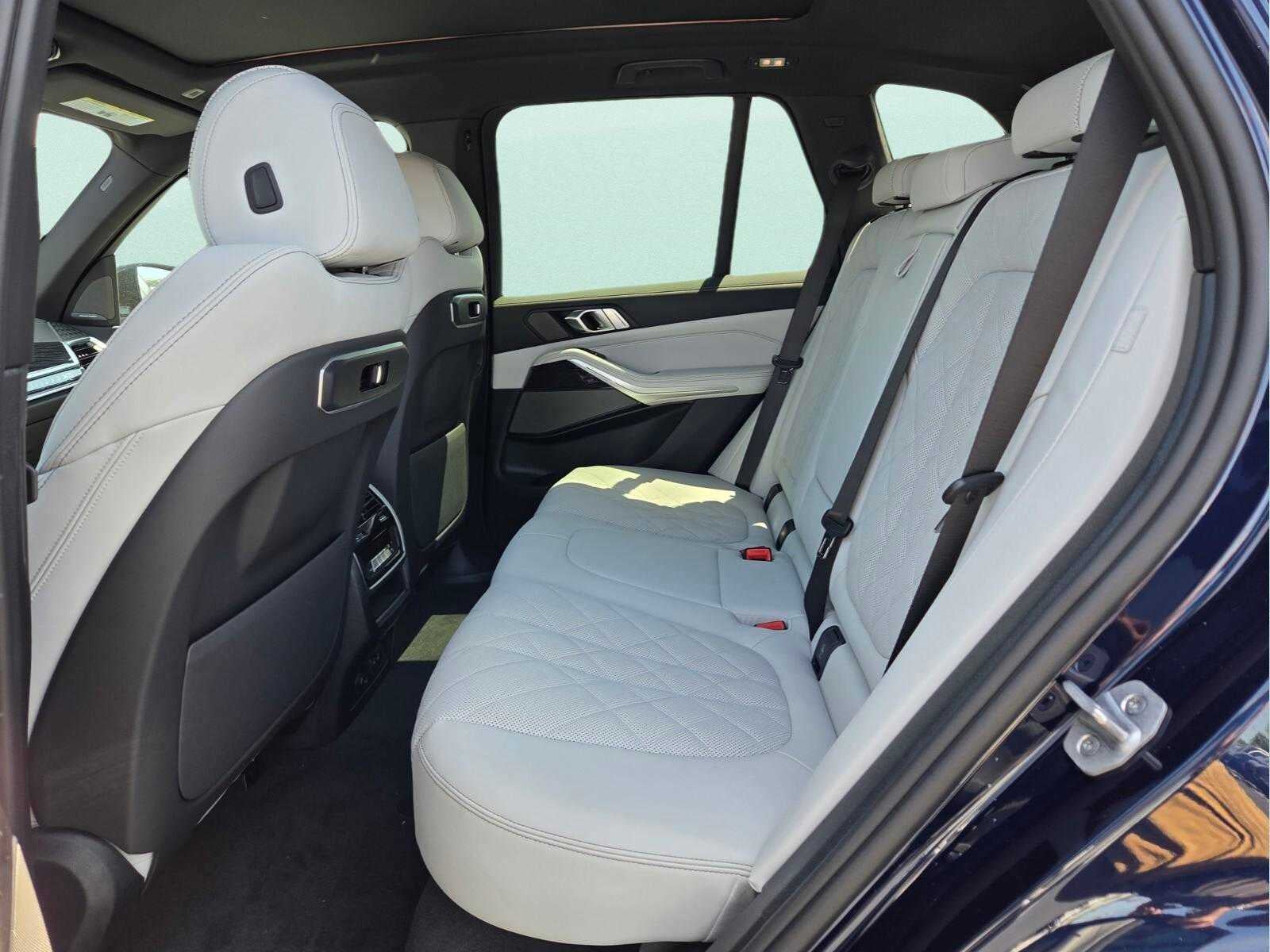 2026 BMW X5 sDrive40i sDrive40i