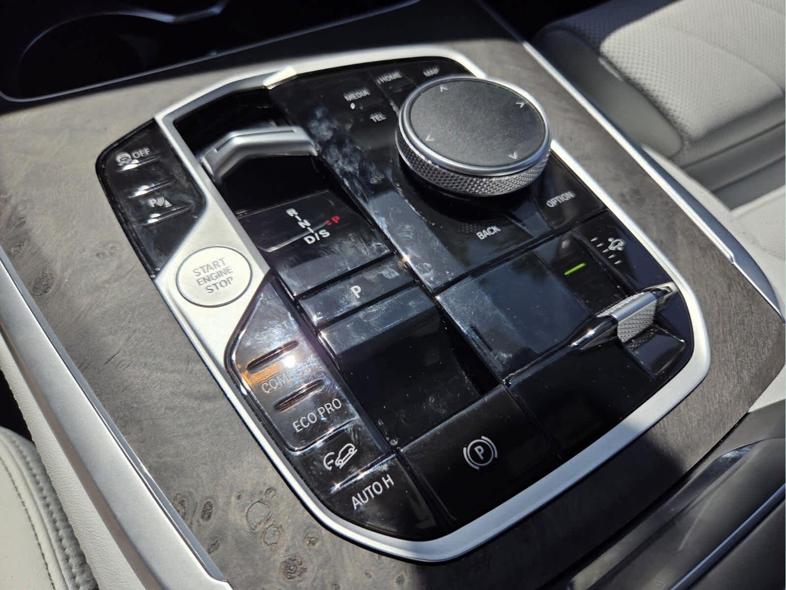 2026 BMW X7 xDrive40i xDrive40i