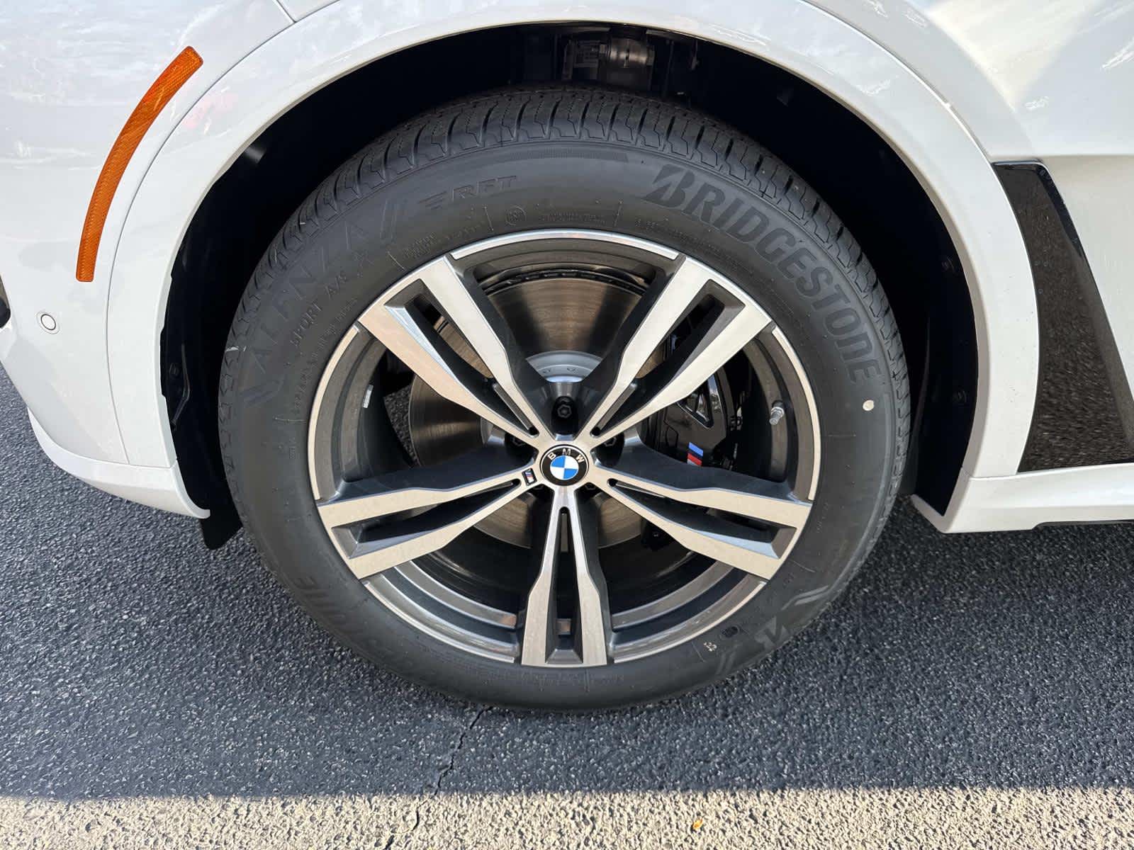 2026 BMW X7 xDrive40i xDrive40i