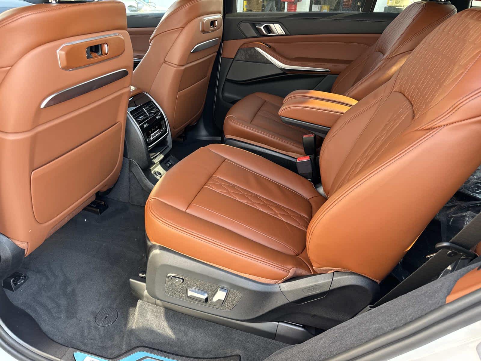 2026 BMW X7 xDrive40i xDrive40i