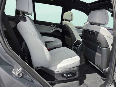 2027 BMW X7 xDrive40i xDrive40i