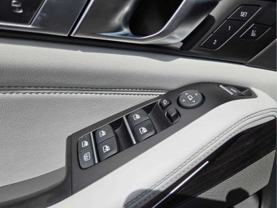 2027 BMW X7 xDrive40i xDrive40i