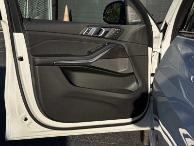 2026 BMW X7 xDrive40i xDrive40i