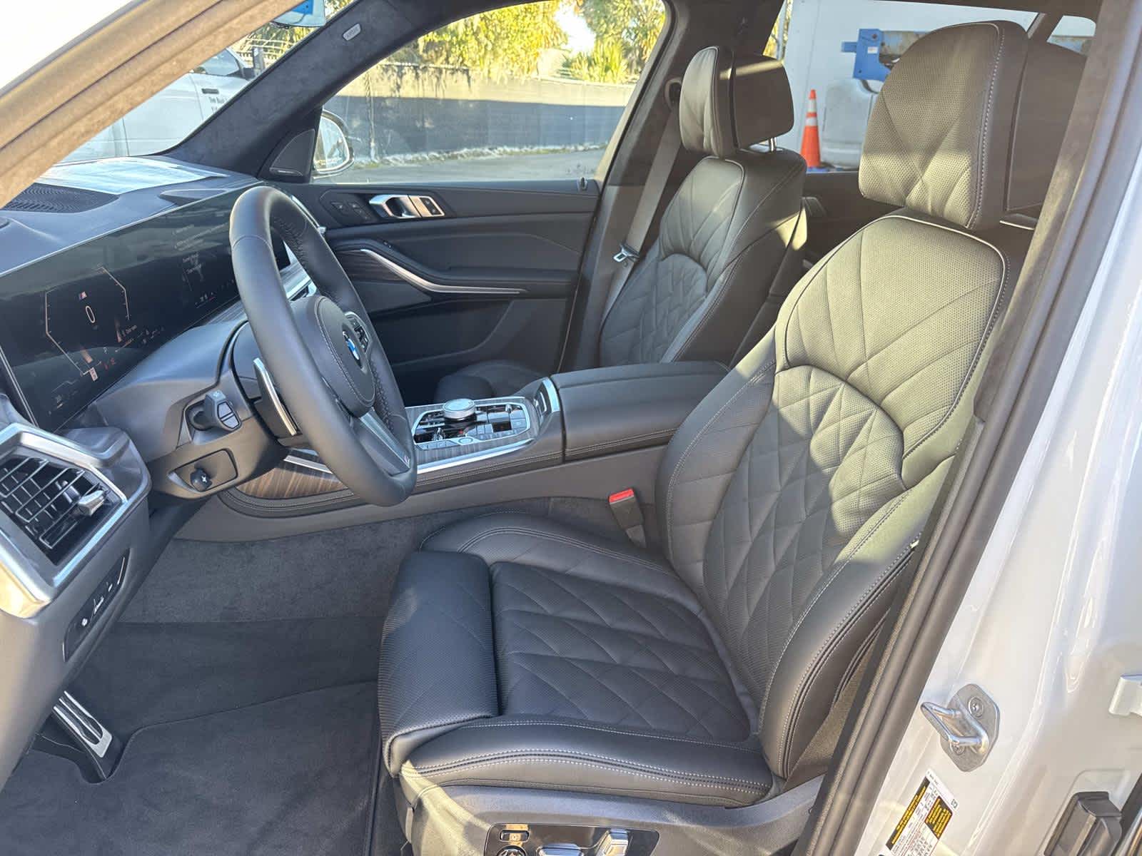 2026 BMW X7 xDrive40i xDrive40i