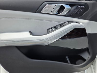 2026 BMW X7 xDrive40i xDrive40i