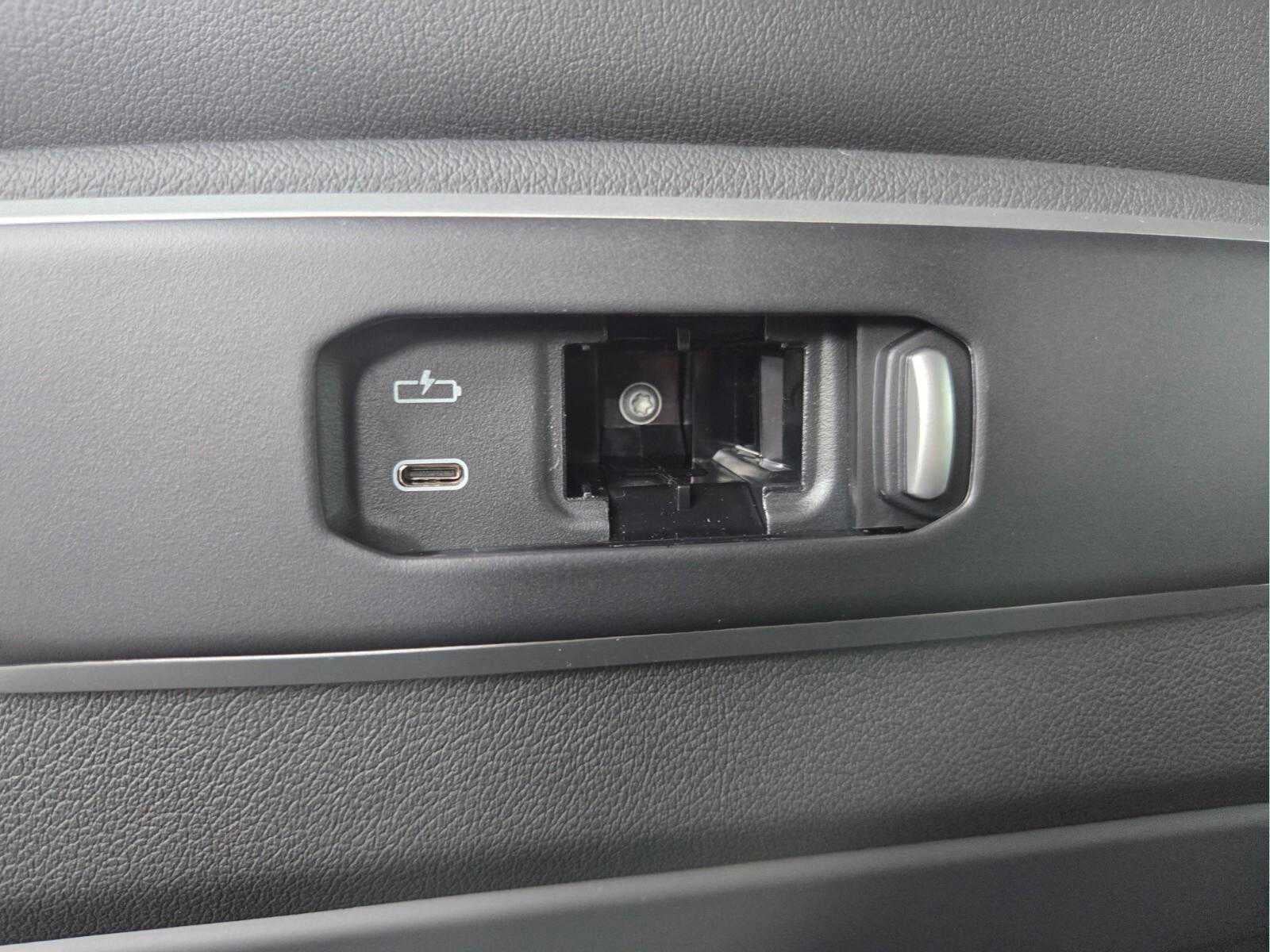 2027 BMW X7 xDrive40i xDrive40i