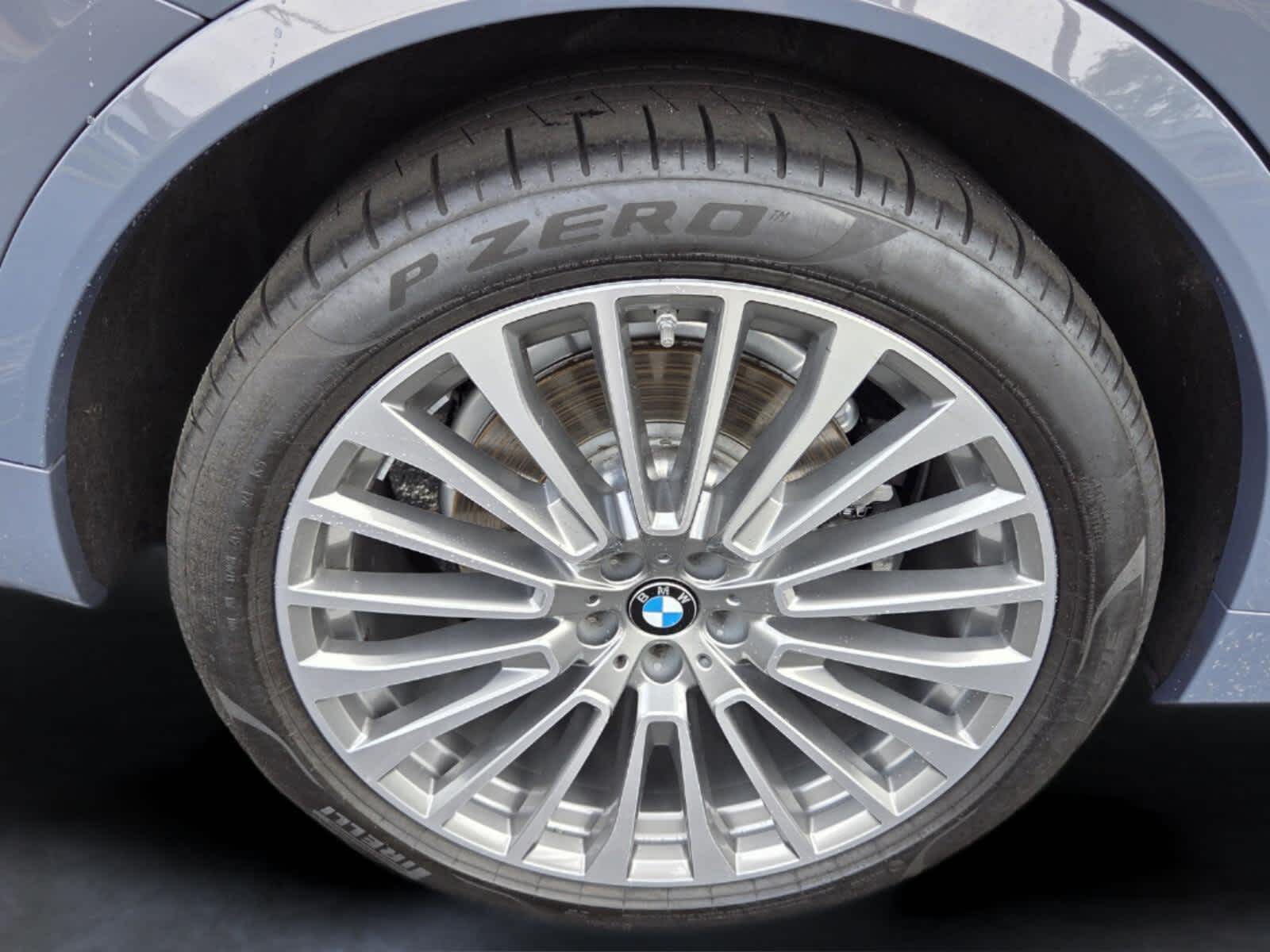 2026 BMW X7 xDrive40i xDrive40i