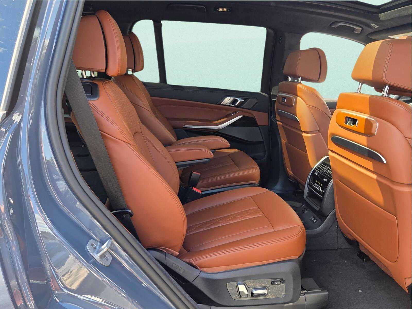2027 BMW X7 xDrive40i xDrive40i