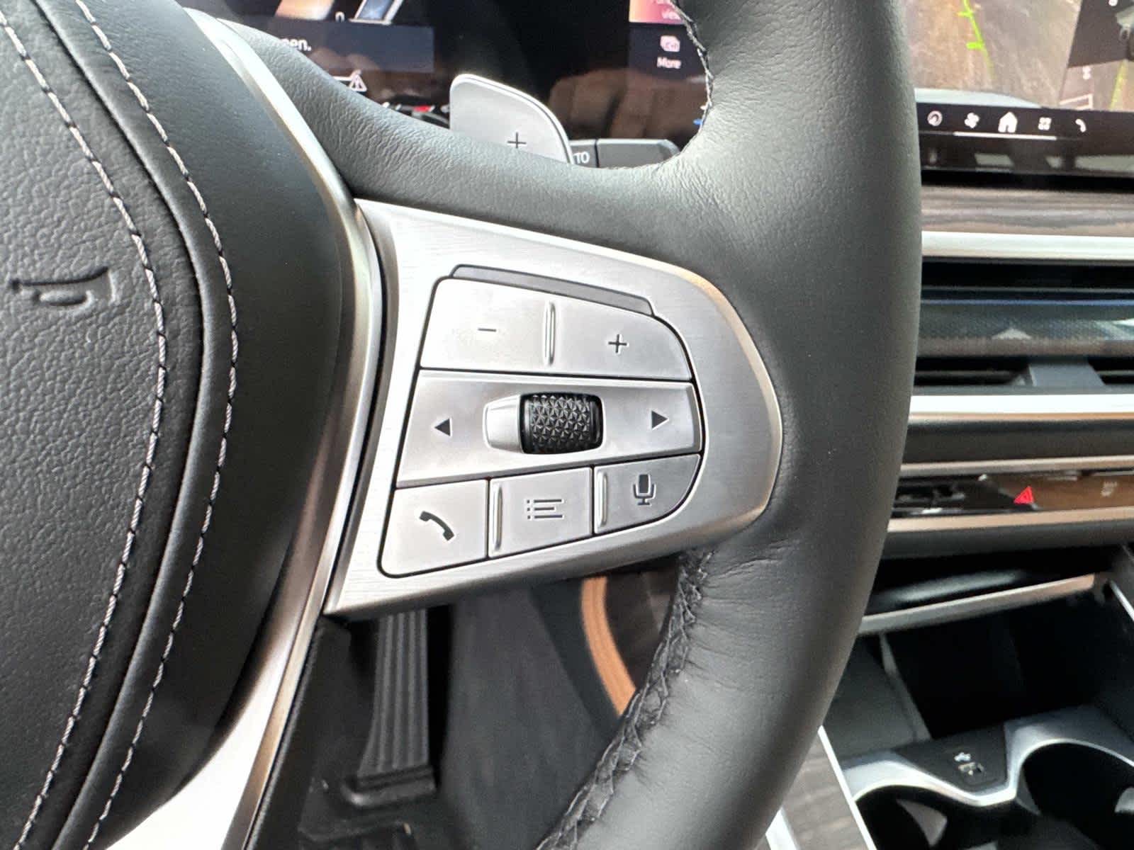 2026 BMW X7 xDrive40i xDrive40i