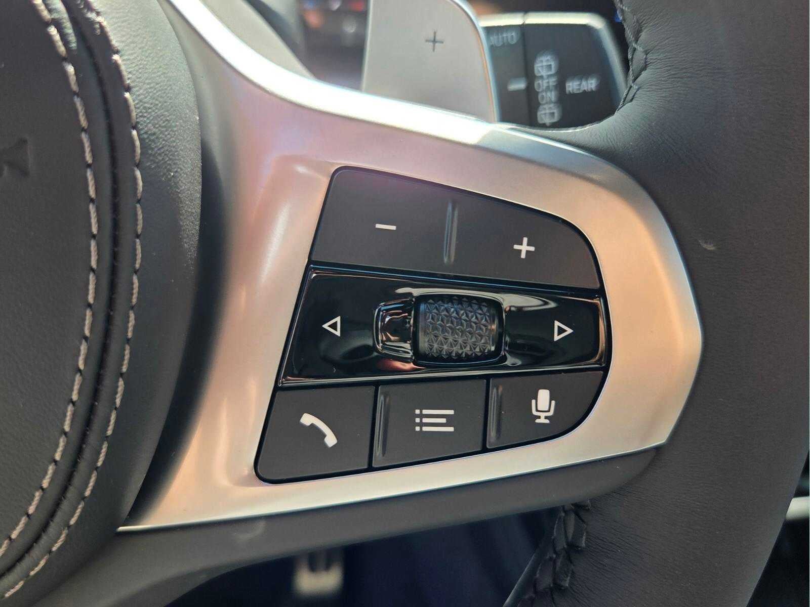 2027 BMW X7 xDrive40i xDrive40i