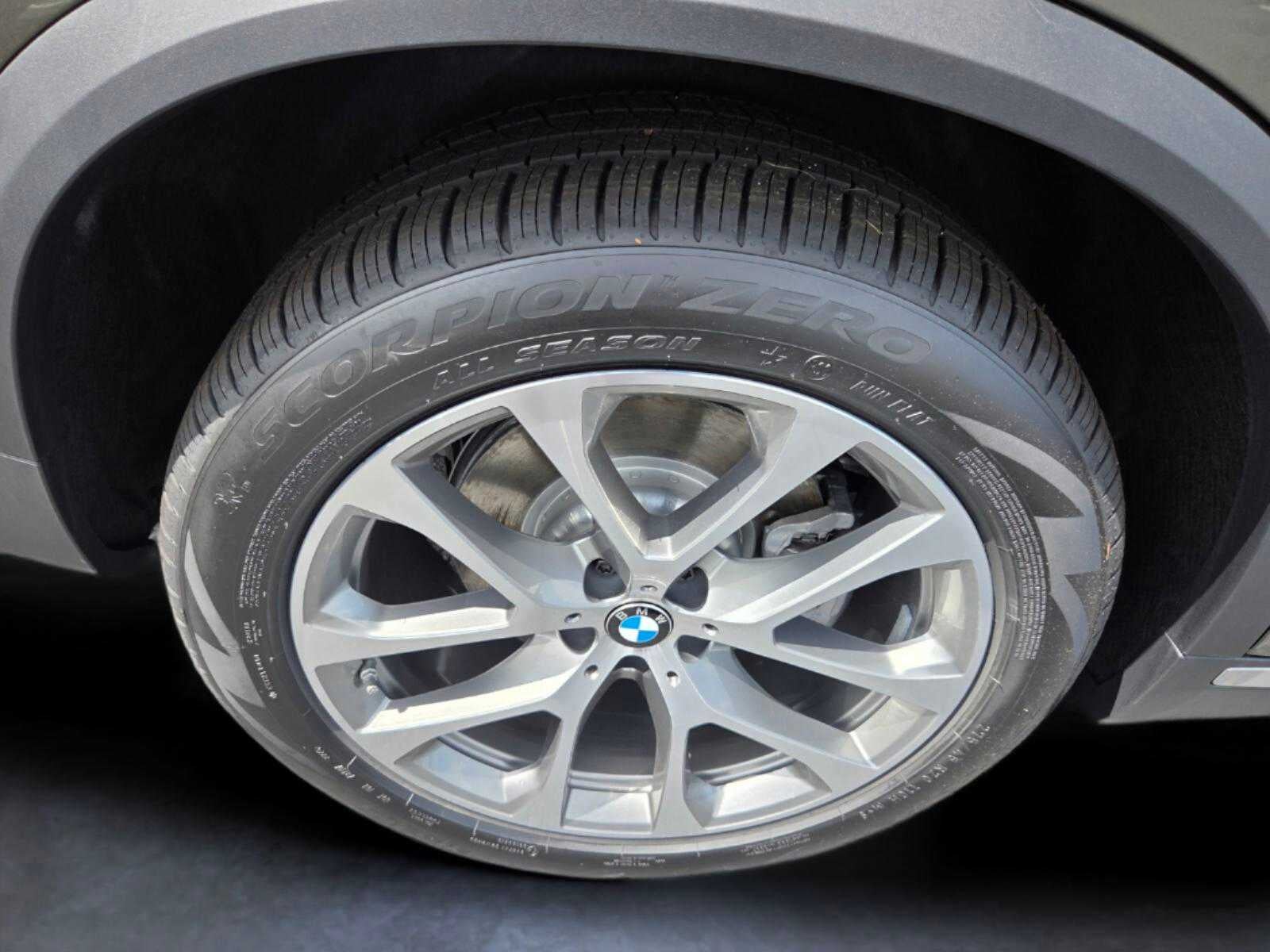 2026 BMW X5 xDrive40i xDrive40i