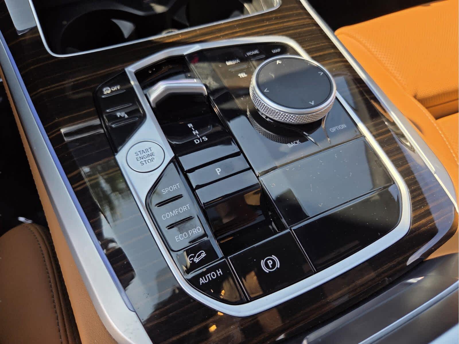 2025 BMW X5 xDrive40i xDrive40i